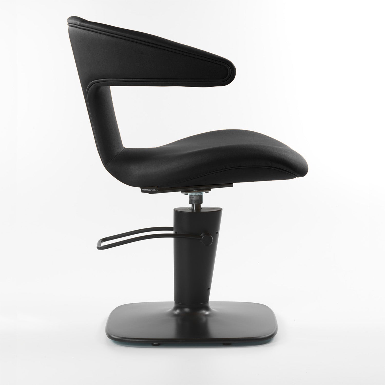 Silla Corte Hidraulica Boomerang Soft Negro P3592  Maletti