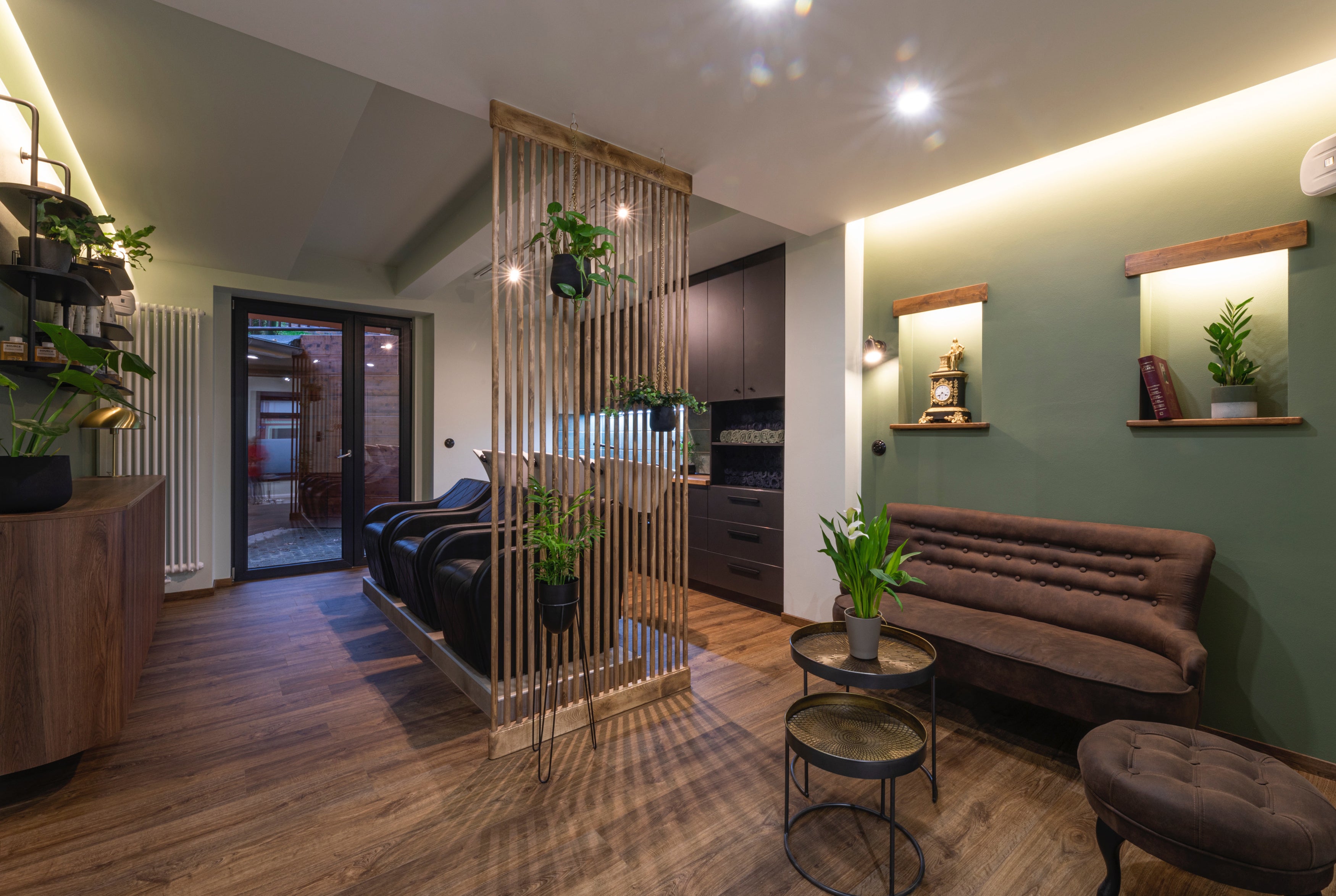 Lavacabezas eléctrico con descansapies New 330 Comfort Maletti